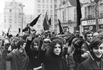 paris-mayo-68-estudiantes-en-la-calle
